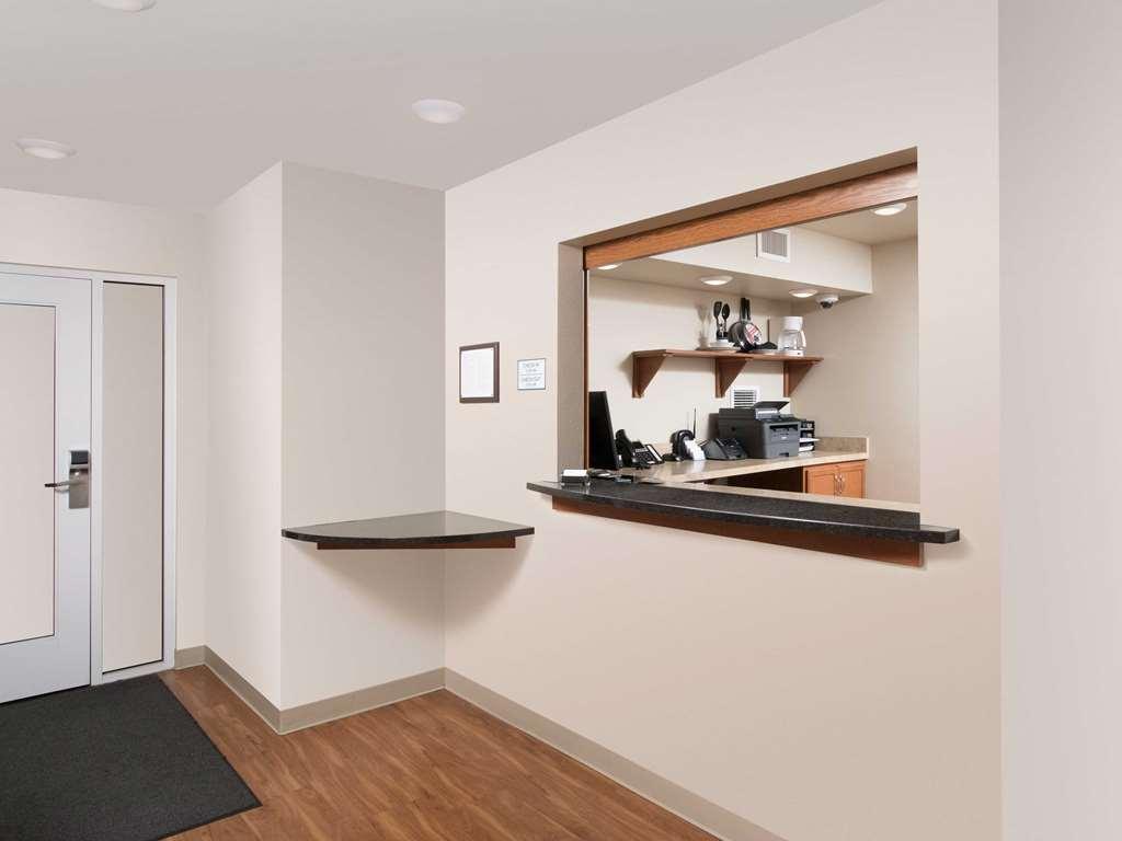 Extended Stay America Select Suites - Kansas City - South - I-49 Beltér fotó