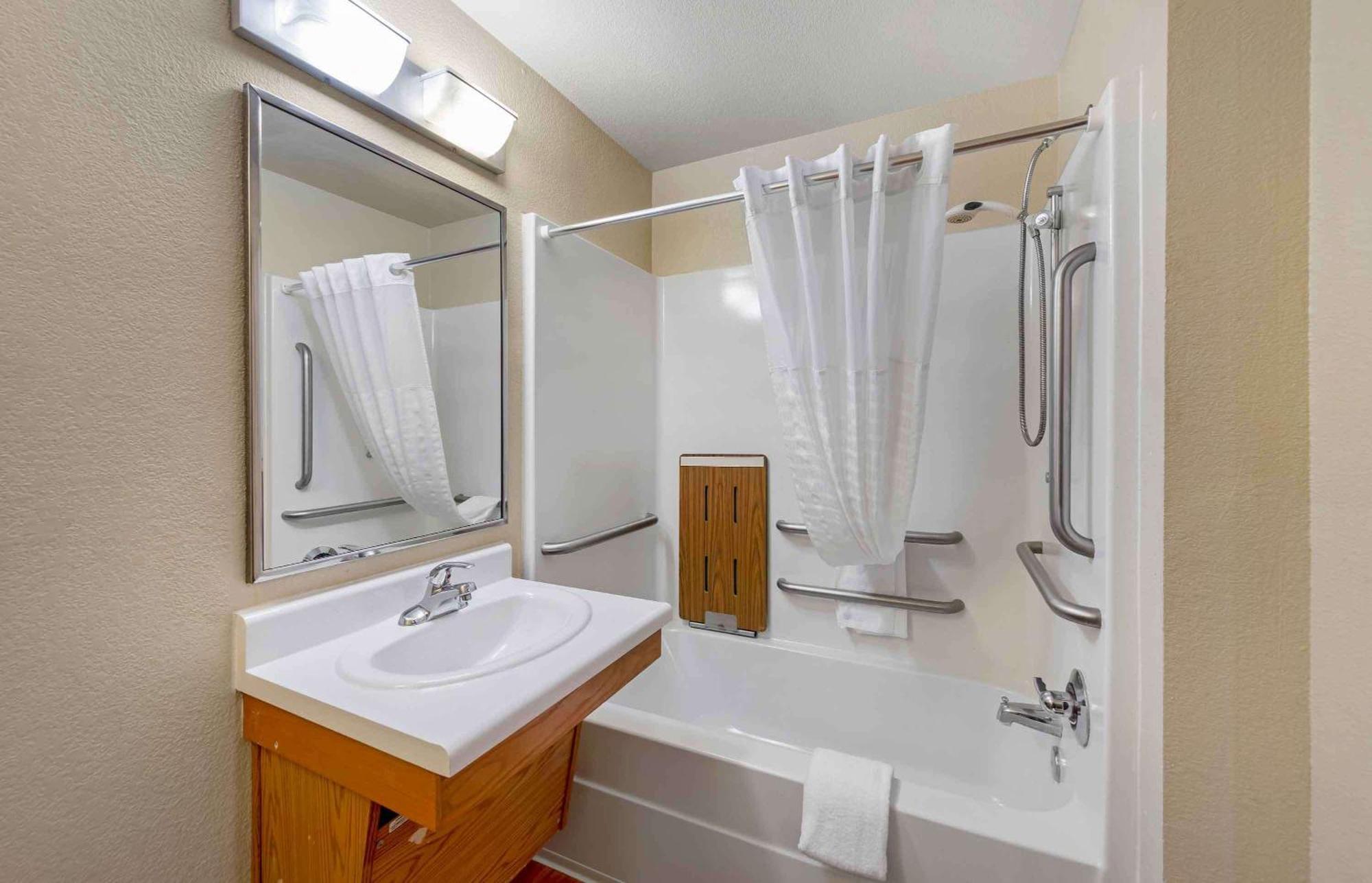 Extended Stay America Select Suites - Kansas City - South - I-49 Kültér fotó