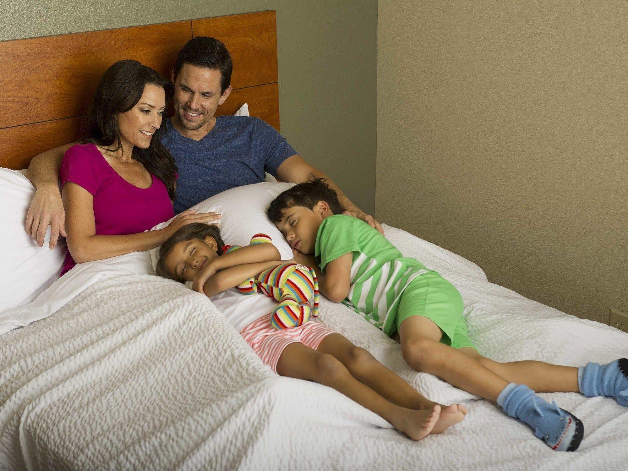Extended Stay America Select Suites - Kansas City - South - I-49 Kültér fotó
